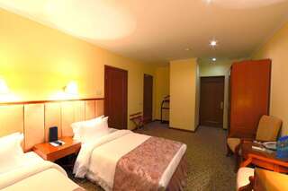 Курортные отели Jannat Resort Alamedin Семейный люкс-1